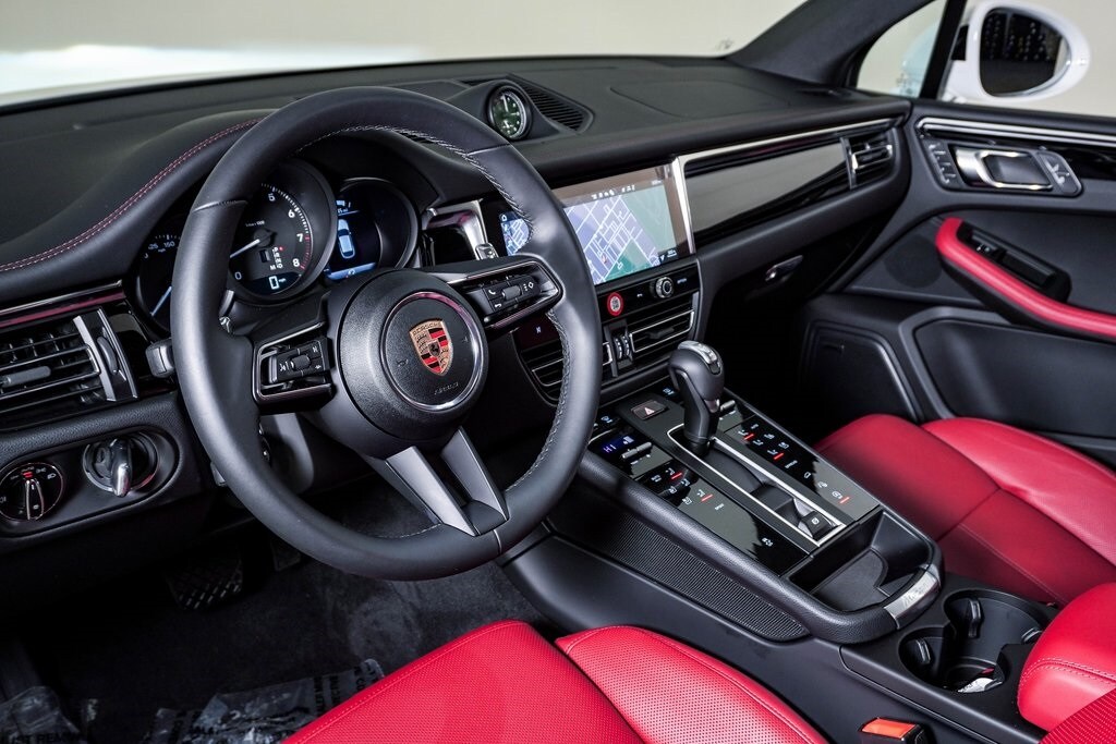 Certified 2025 Porsche Macan SUV