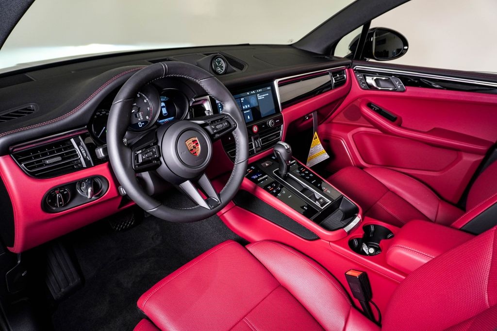 New 2026 Porsche Macan SUV