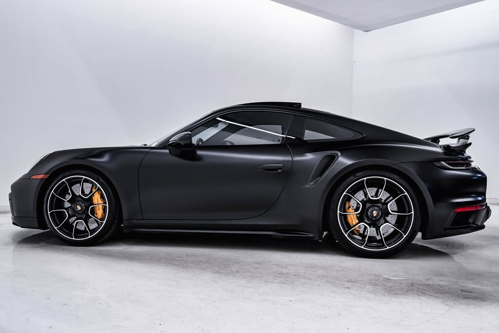 2021 Porsche 911 Turbo S photo 2