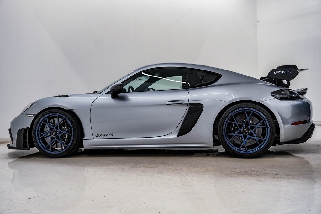 2023 Porsche Cayman GT4 RS photo 2