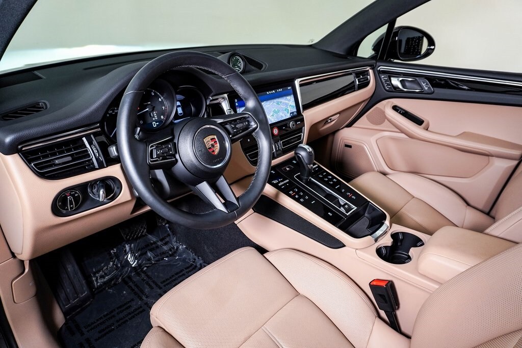 Certified 2025 Porsche Macan SUV