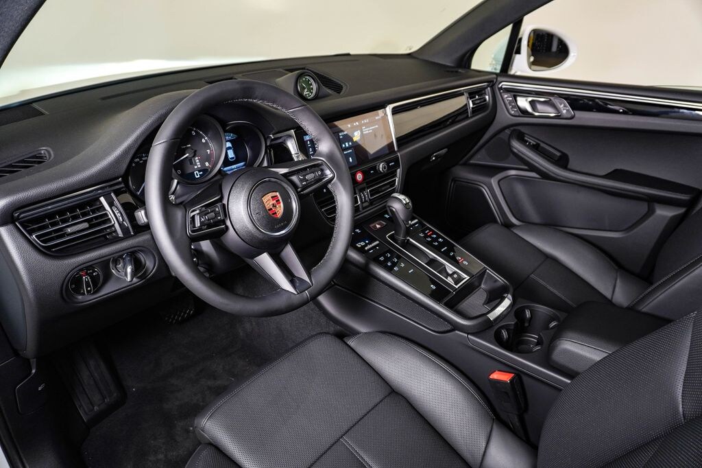 New 2026 Porsche Macan SUV