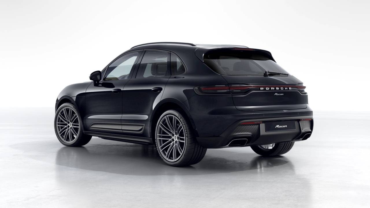 2026 Porsche Macan T photo 3