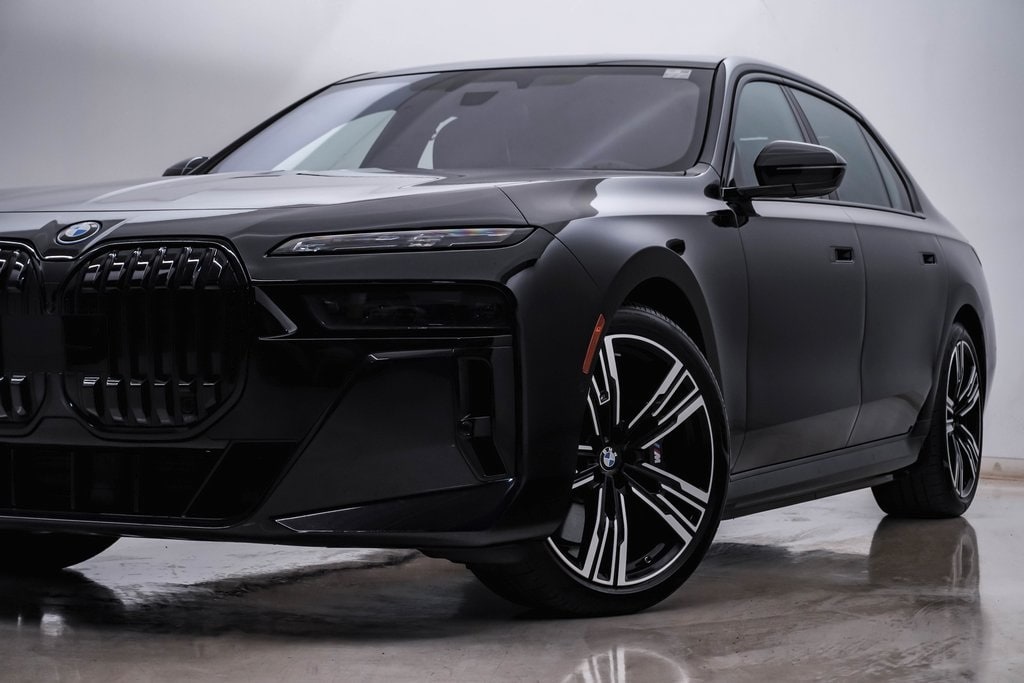 Used 2023 BMW i7 Base with VIN WBY53EJ09PCN00903 for sale in Westmont, IL