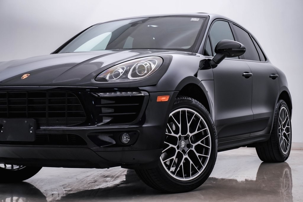 Used 2018 Porsche Macan Base with VIN WP1AA2A52JLB17309 for sale in Westmont, IL