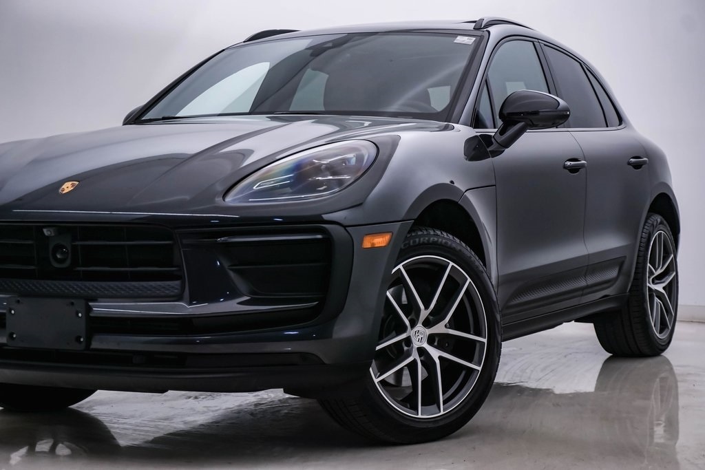 Certified 2024 Porsche Macan Base with VIN WP1AA2A56RLB03330 for sale in Westmont, IL