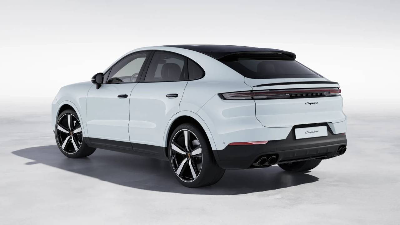 2026 Porsche Cayenne Coupe photo 3