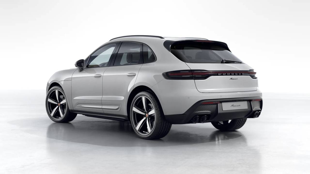 2026 Porsche Macan T photo 3