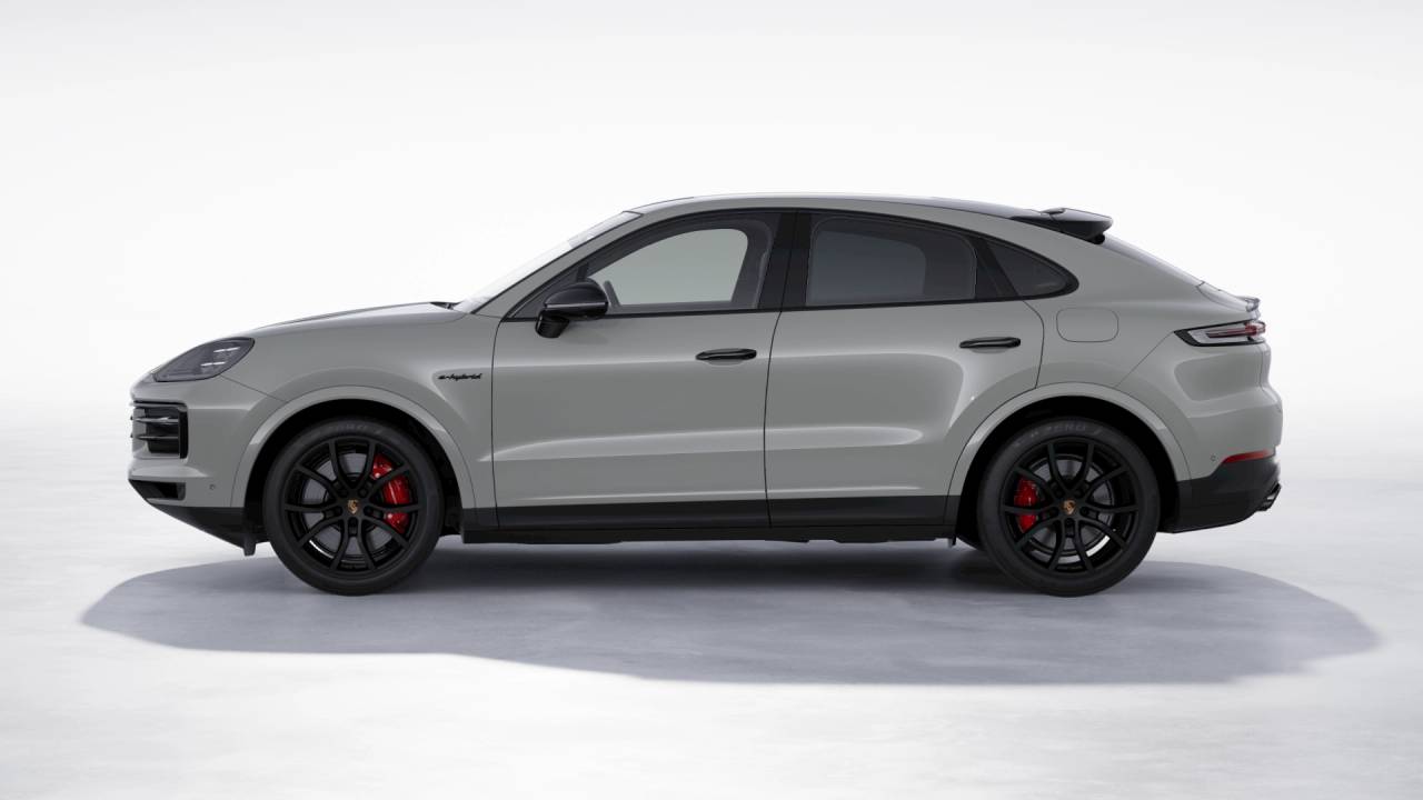 2026 Porsche Cayenne S E-Hybrid Coupe photo 2
