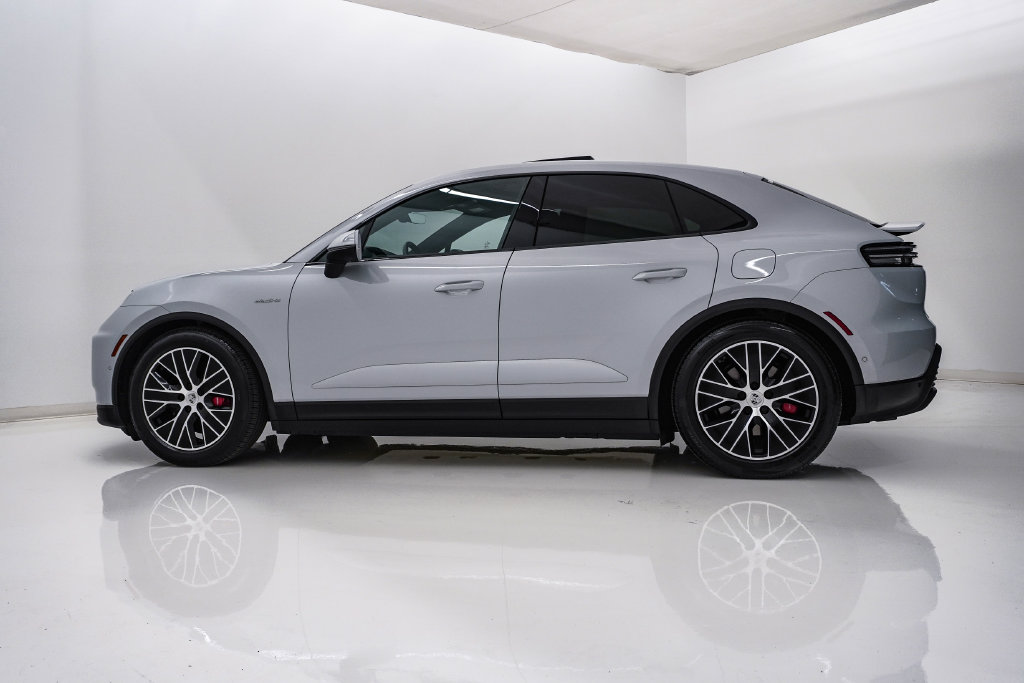 Certified 2025 Porsche Macan S with VIN WP1AB2XAXSL154446 for sale in Westmont, IL