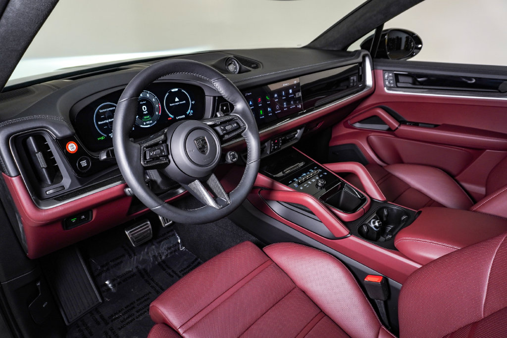 Certified 2025 Porsche Cayenne E-Hybrid Coupe Turbo SUV