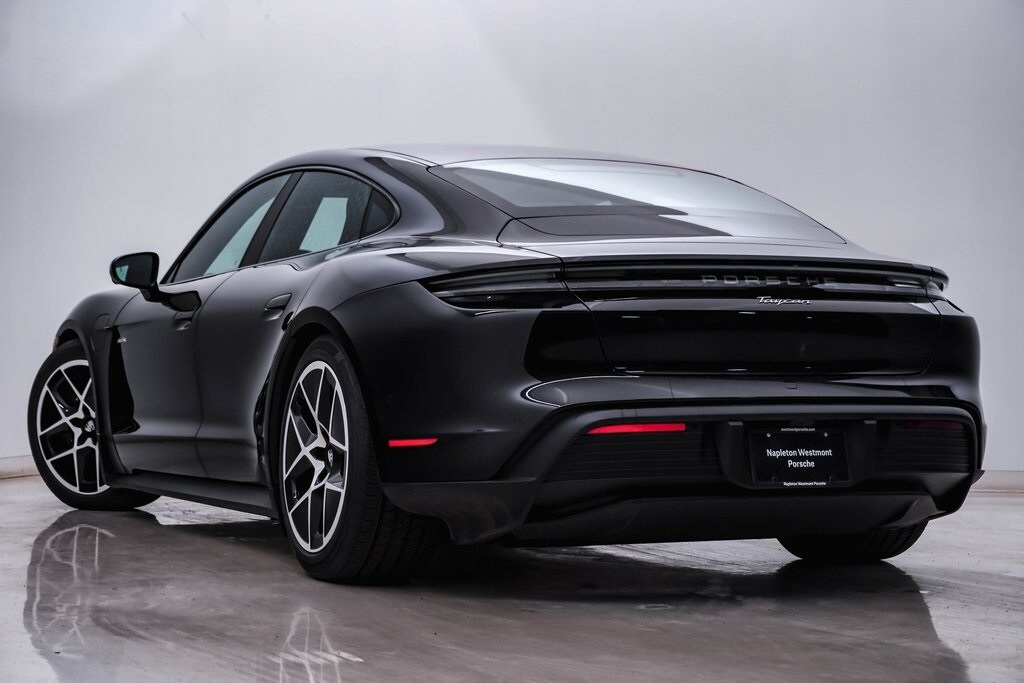 2025 Porsche Taycan S photo 3