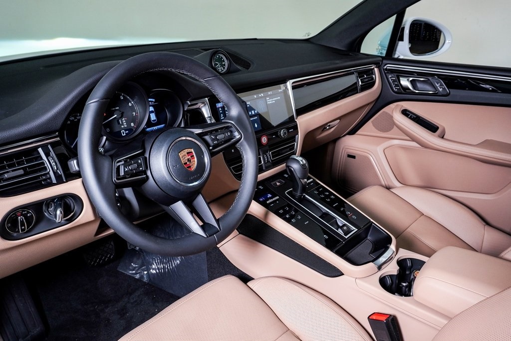 New 2026 Porsche Macan SUV