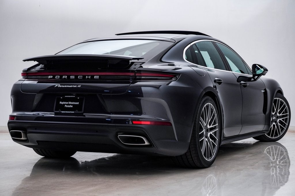 2026 Porsche Panamera 4 E-Hybrid - Photo 11
