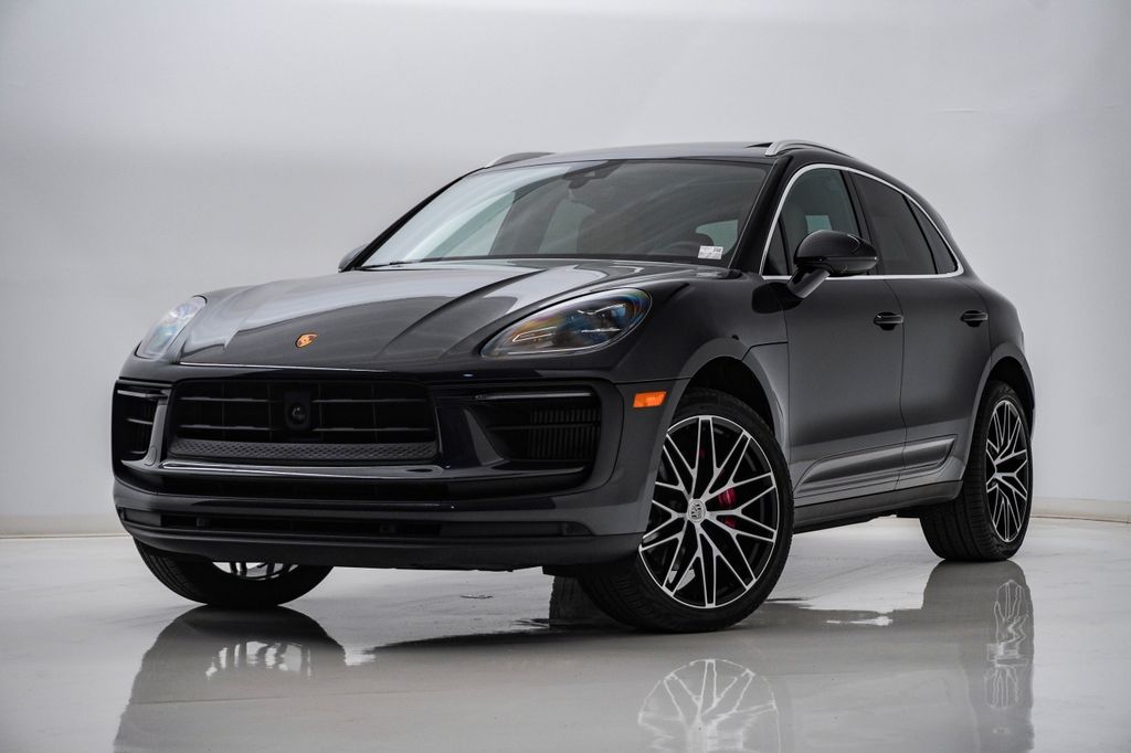 2023 Porsche Macan S SUV