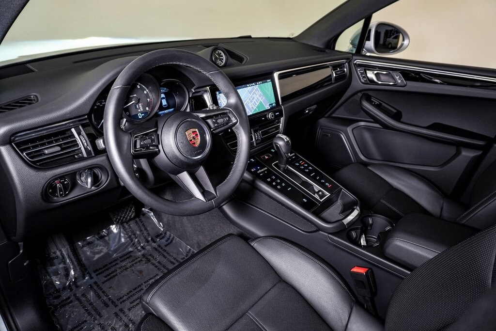 Certified 2025 Porsche Macan SUV