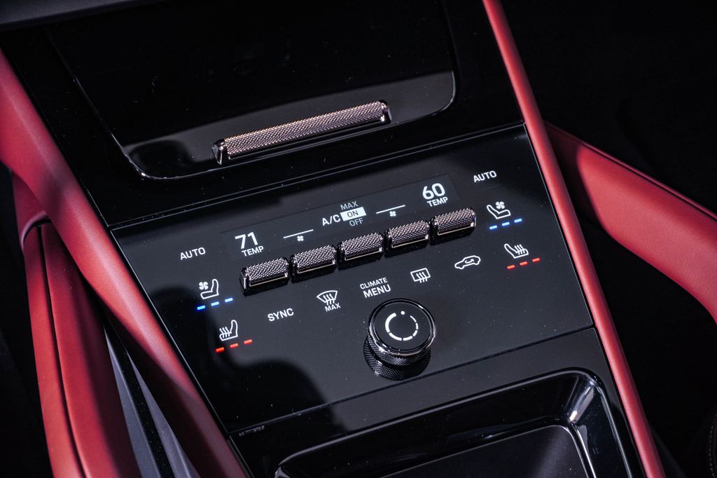 2026 Porsche Cayenne Turbo E-Hybrid - Photo 25