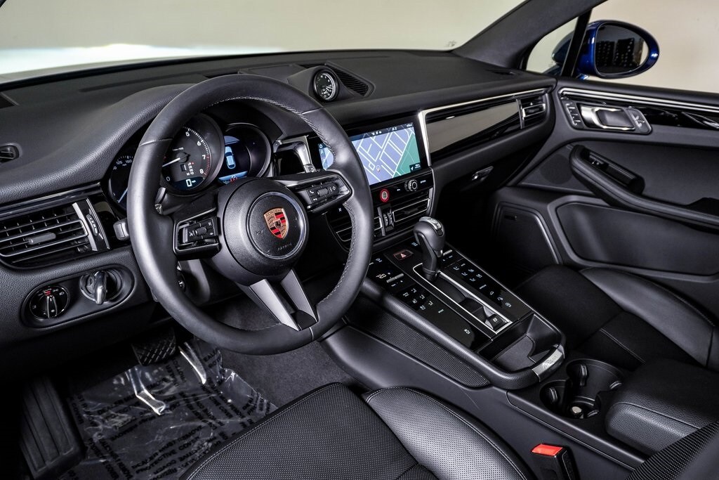 Certified 2025 Porsche Macan SUV