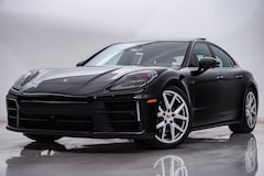 2025 Porsche Panamera 4 Hatchback