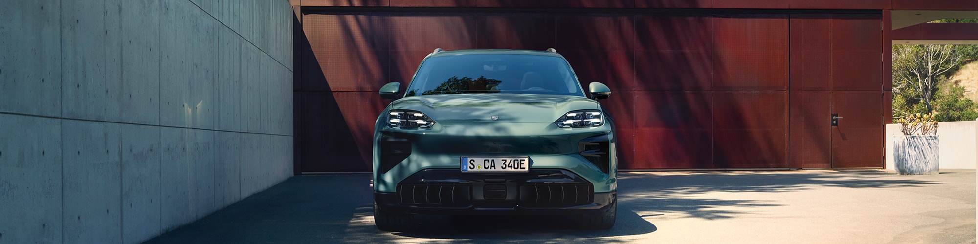 New Porsche Cayenne Electric - Westmont, IL