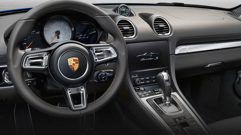 Porsche 718 Boxster Interior