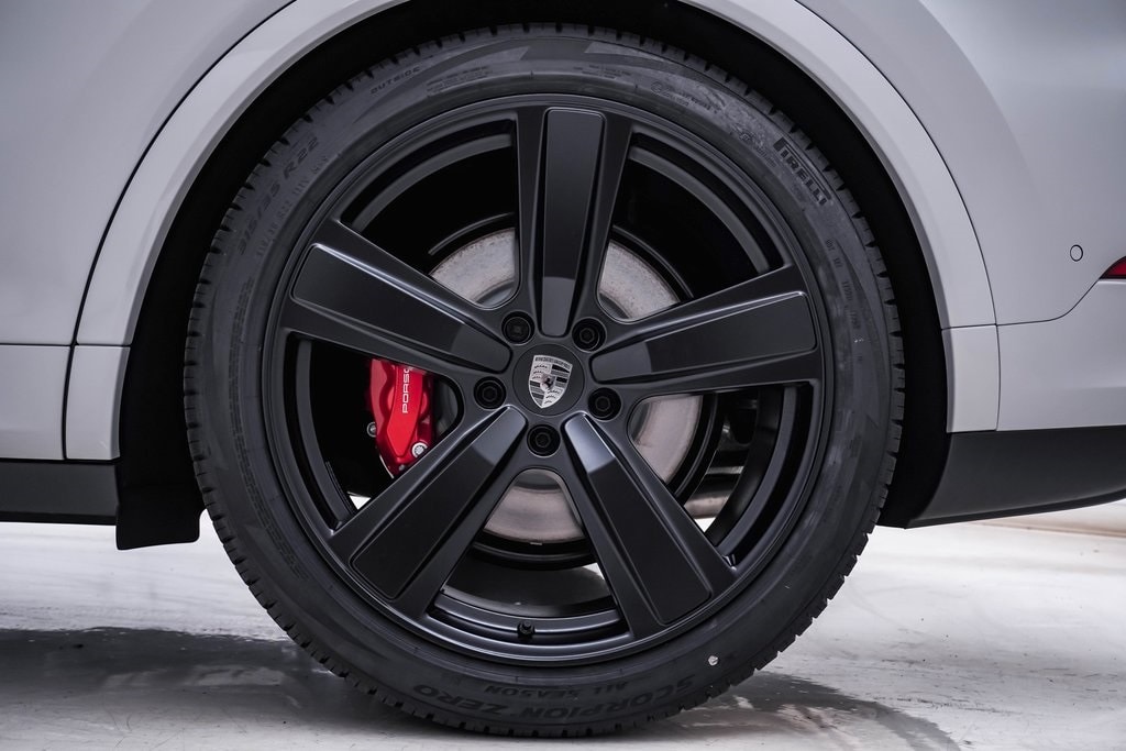 2025 Porsche Cayenne Coup Turbo E-Hybrid - Photo 10