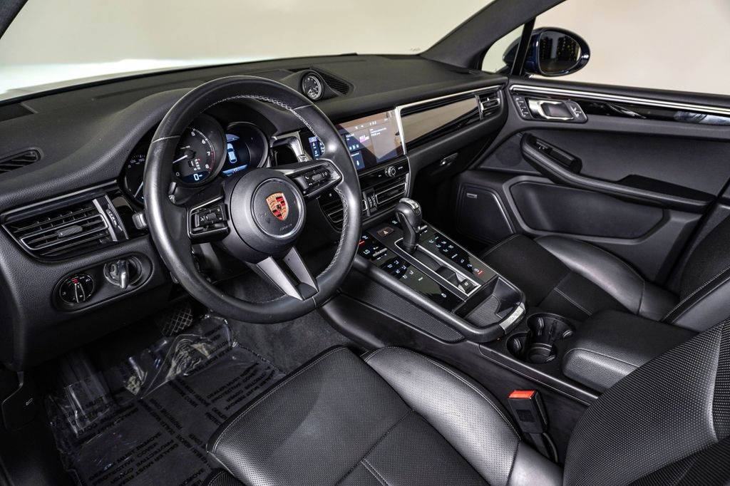Certified 2022 Porsche Macan SUV