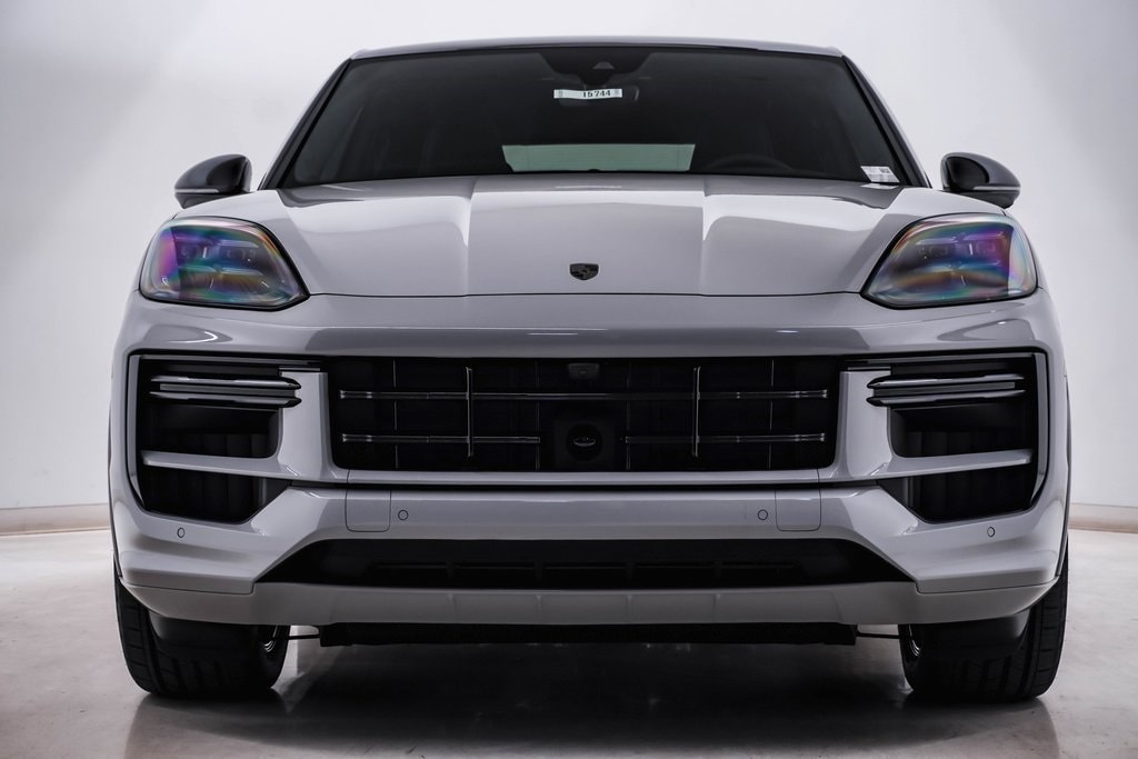 2026 Porsche Cayenne Coup Turbo E-Hybrid - Photo 6