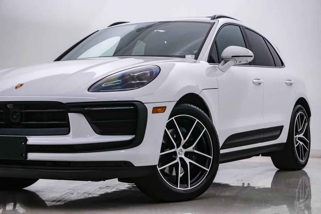 Certified 2024 Porsche Macan Base with VIN WP1AA2A52RLB04233 for sale in Westmont, IL