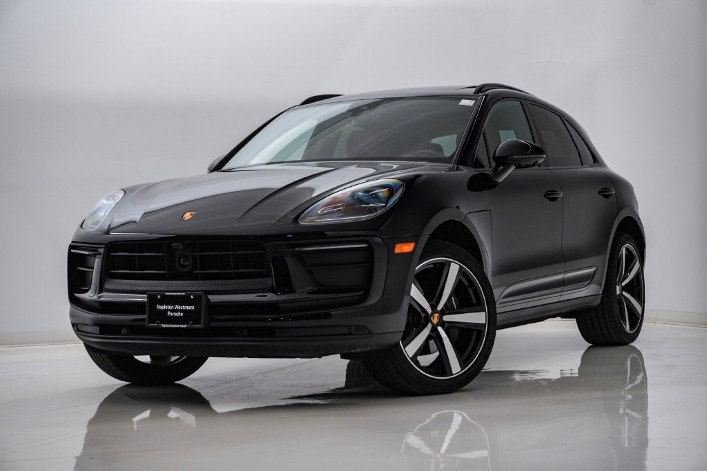 2026 Porsche Macan Base