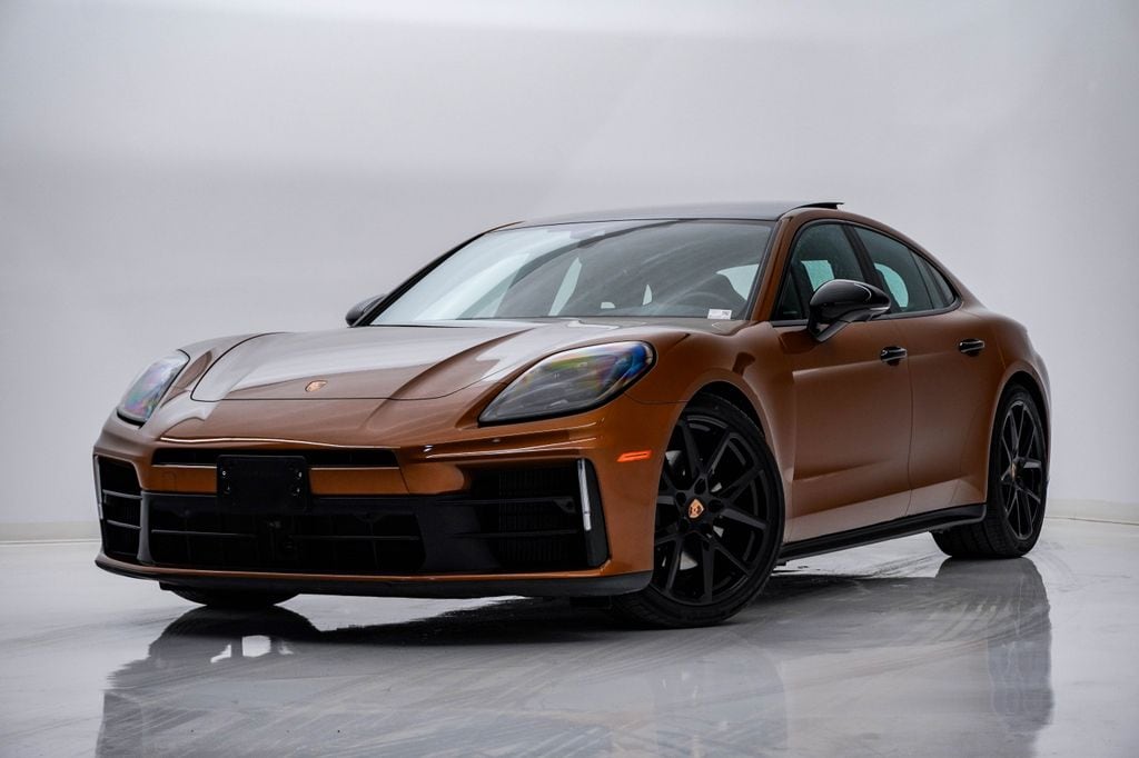 2025 Porsche Panamera Base