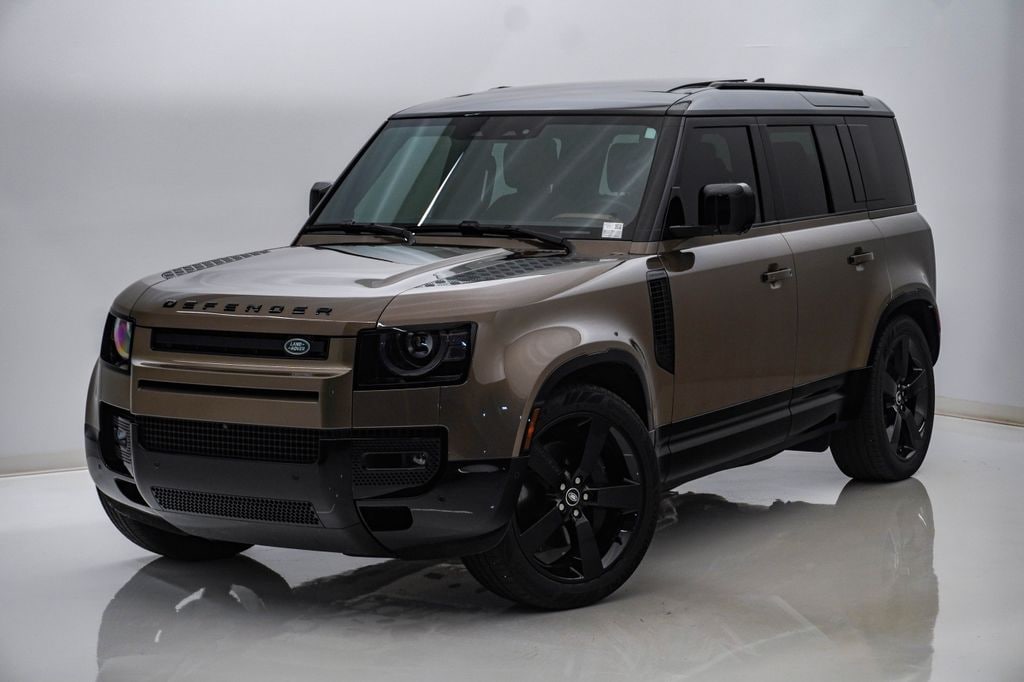 Used 2025 Land Rover Defender 110 X-Dynamic SE SUV