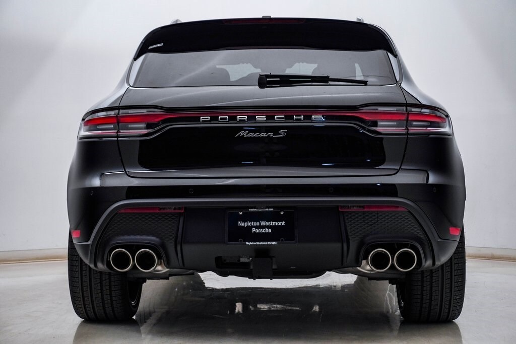2026 Porsche Macan S photo 3