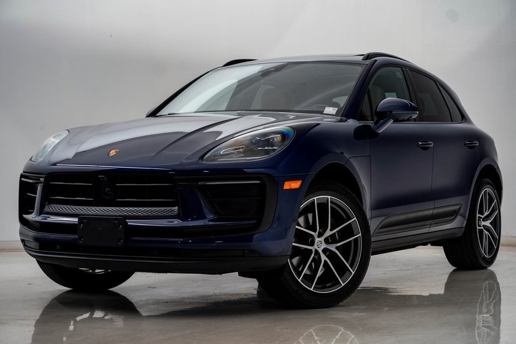 Certified 2025 Porsche Macan  SUV