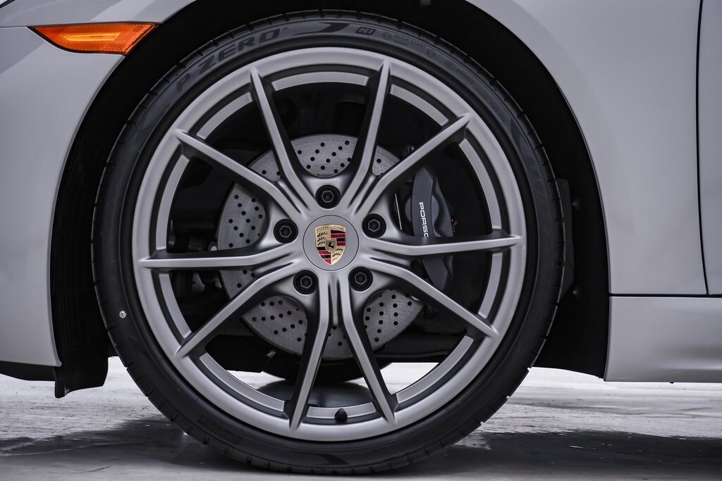 2025 Porsche Boxster photo 3