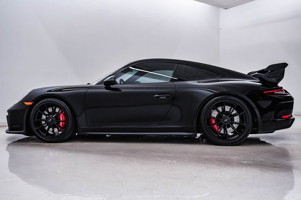 2018 Porsche 911 GT3 photo 2