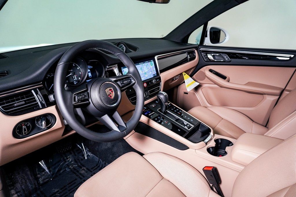 Certified 2025 Porsche Macan SUV