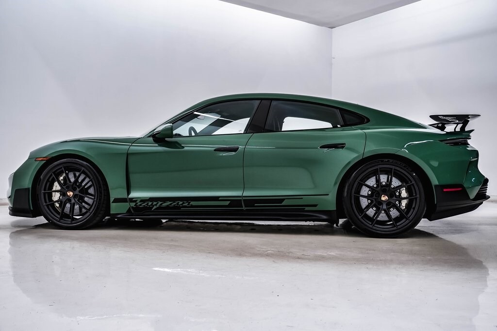 2025 Porsche Taycan Turbo GT Weissach Package photo 2