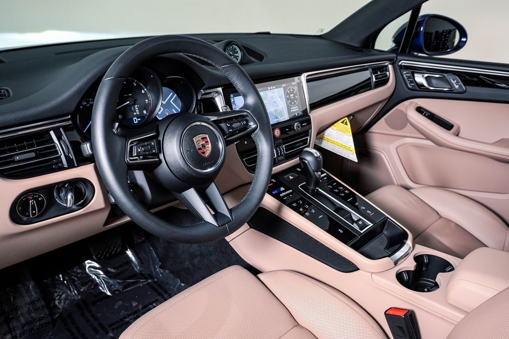 Certified 2025 Porsche Macan SUV