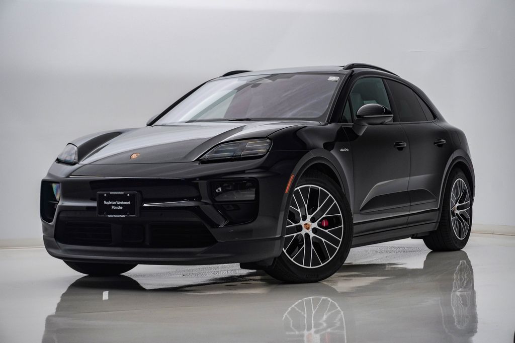 2025 Porsche Macan