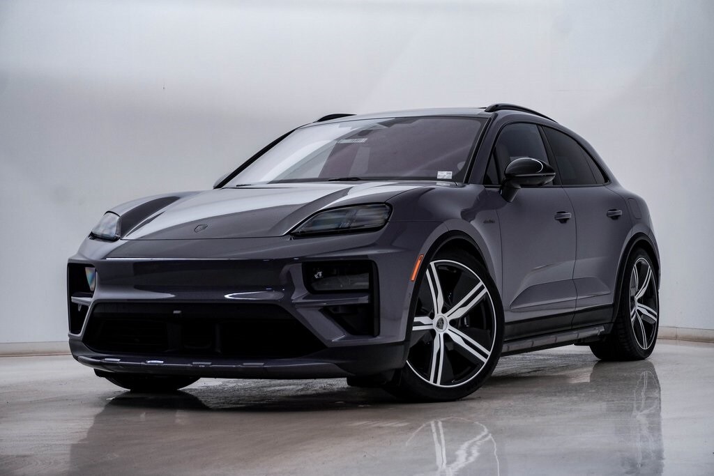 2025 Porsche Macan Turbo Electric