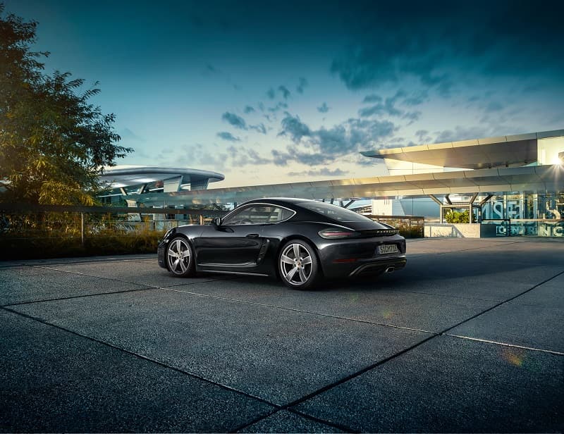 Black Porsche 718 Cayman