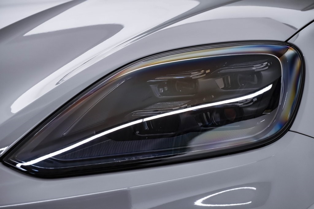 2025 Porsche Cayenne Coup Turbo E-Hybrid - Photo 7