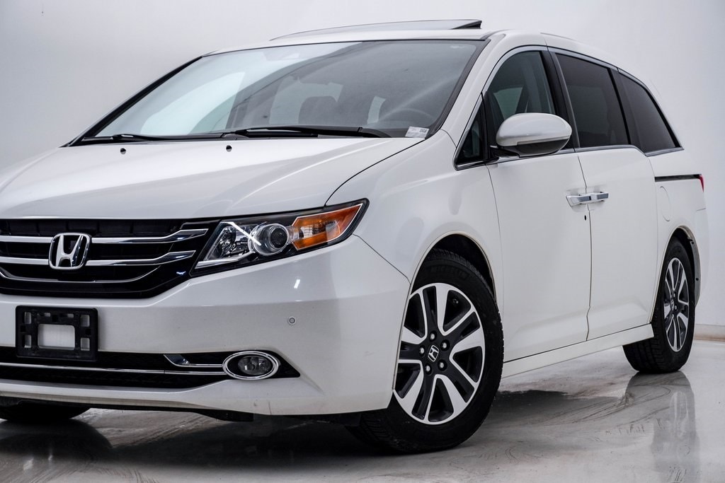 Used 2016 Honda Odyssey Touring Elite Minivan/Van