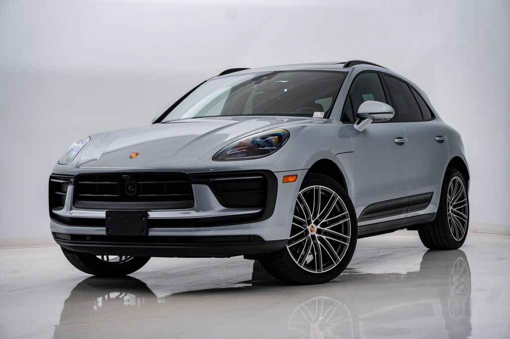 2026 Porsche Macan T