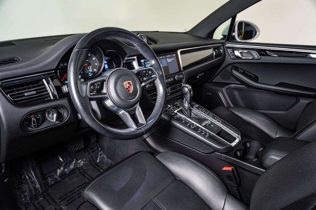 Certified 2020 Porsche Macan SUV