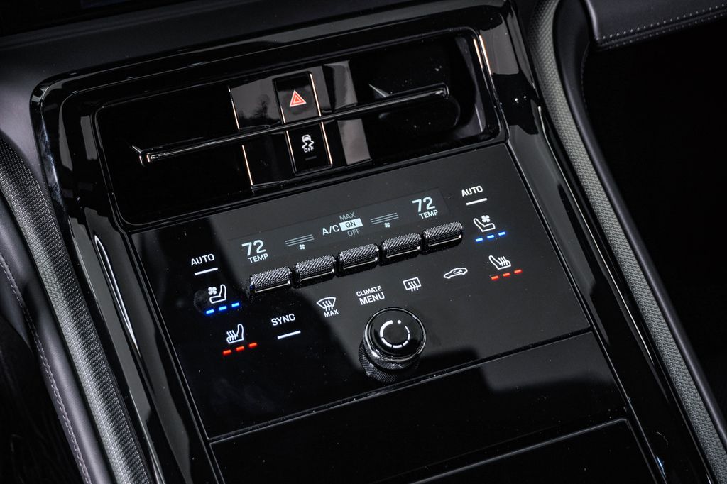 2026 Porsche Panamera 4 E-Hybrid - Photo 23