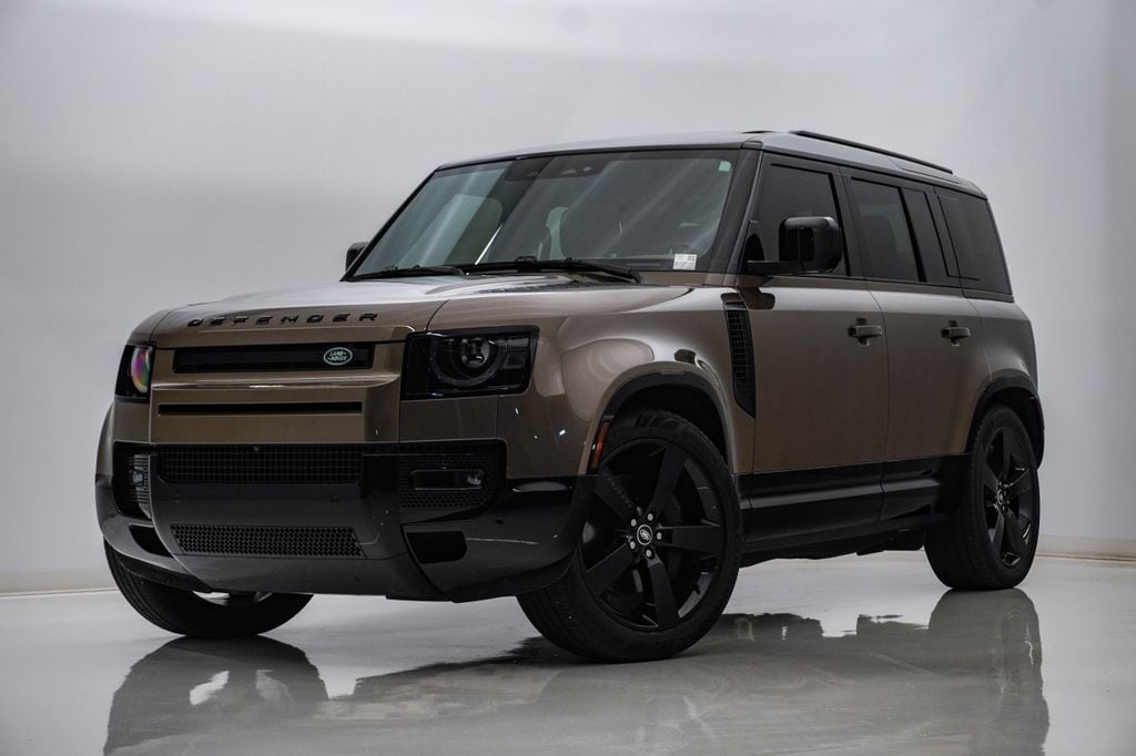 Used 2025 Land Rover Defender 110 X-Dynamic SE SUV