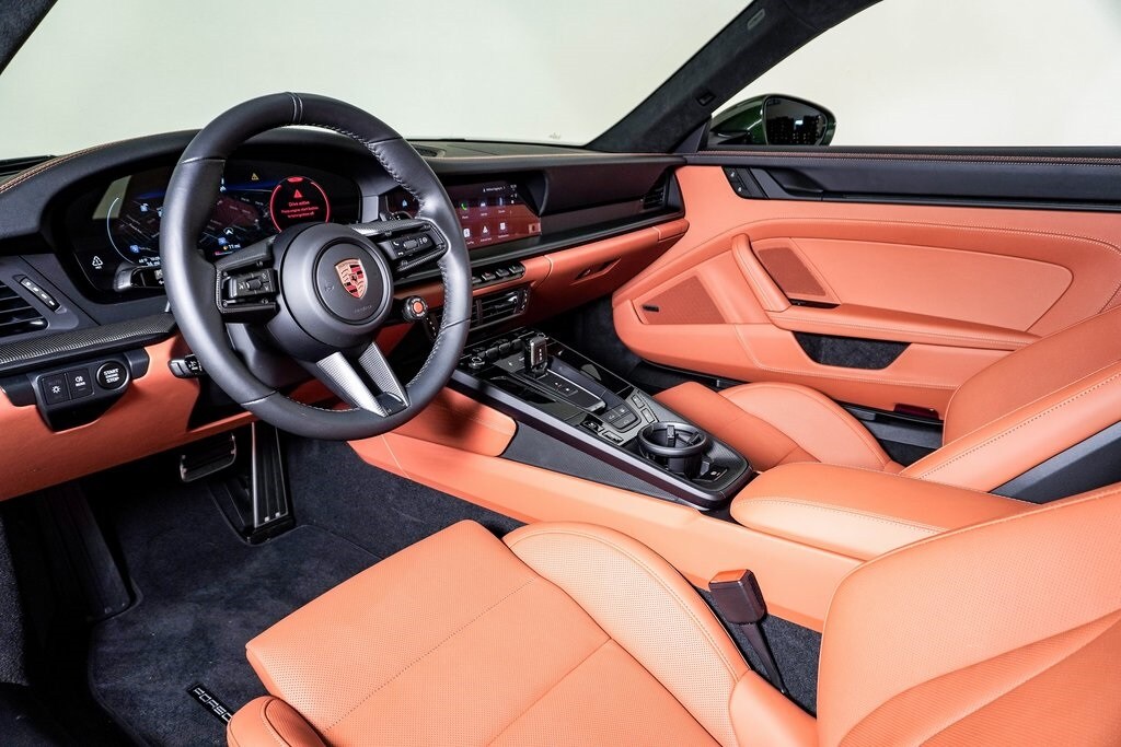 2026 Porsche 911 T photo 4