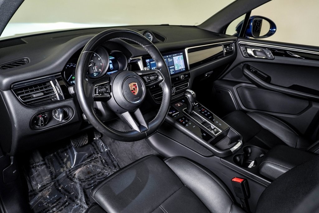 Certified 2023 Porsche Macan SUV